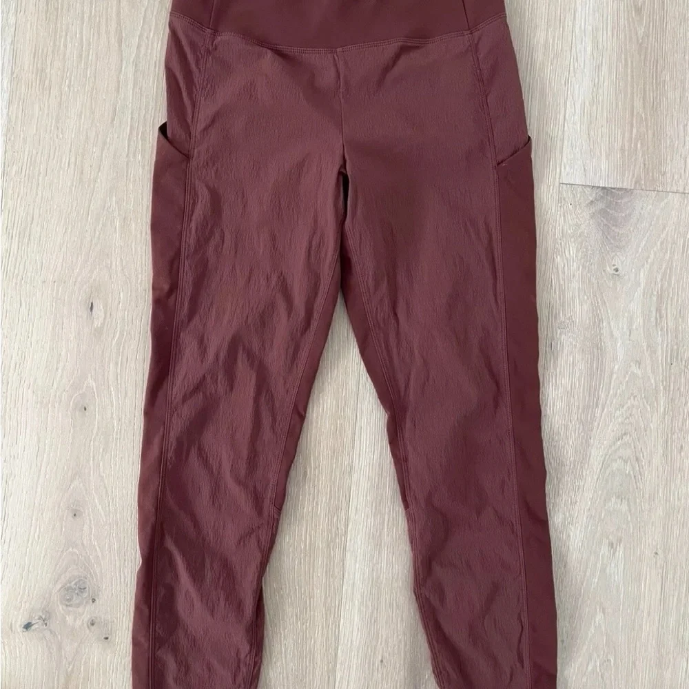 ATHLETA Trekkie Hybrid Crop Tights Pants |Cognac Brown| Sz 4 *M19 - Picture 2 of 3